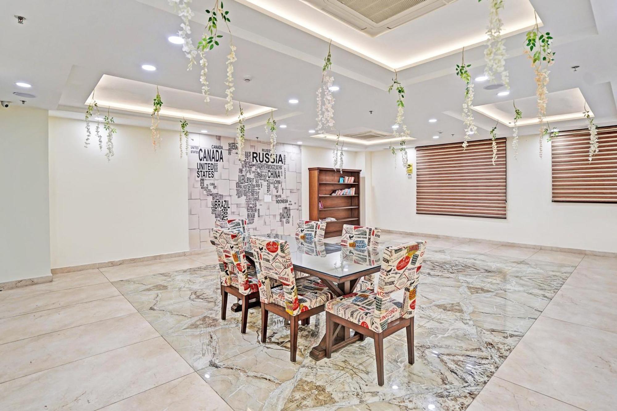 Palette Gomti Nagar Near Ekana Stadium Formerly Gusto Club Lucknow Esterno foto